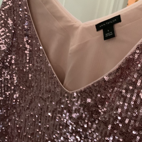 An. Taylor knee length party dress - Picture 2 of 4